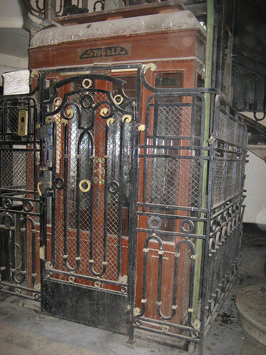  Passenger Elevator Gates 